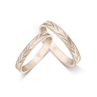 Trauringe mit symmetrischem Blütenmuster in Ambridge Gold