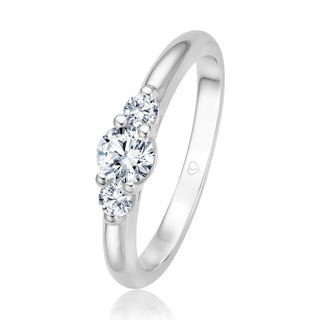 Verlobungsring Trinity mit drei Brillanten 0,50 ct in Weißgold